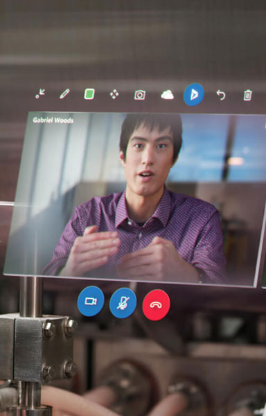 Mixed Reality Remote Assistant Mixed Reality Remote Assistant
